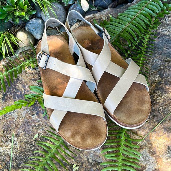 CHACO WOMENS WAYFARER SANDALS Size 9